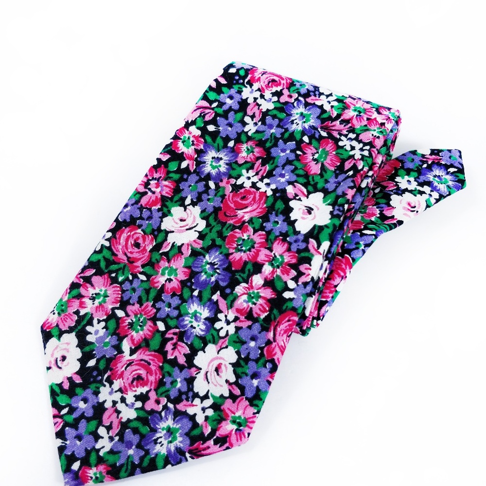 Unique Envoy Vintage Floral Pattern Classic